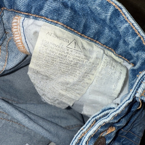 Zara (10) Distressed Denim Jeans - Picture 8 of 8